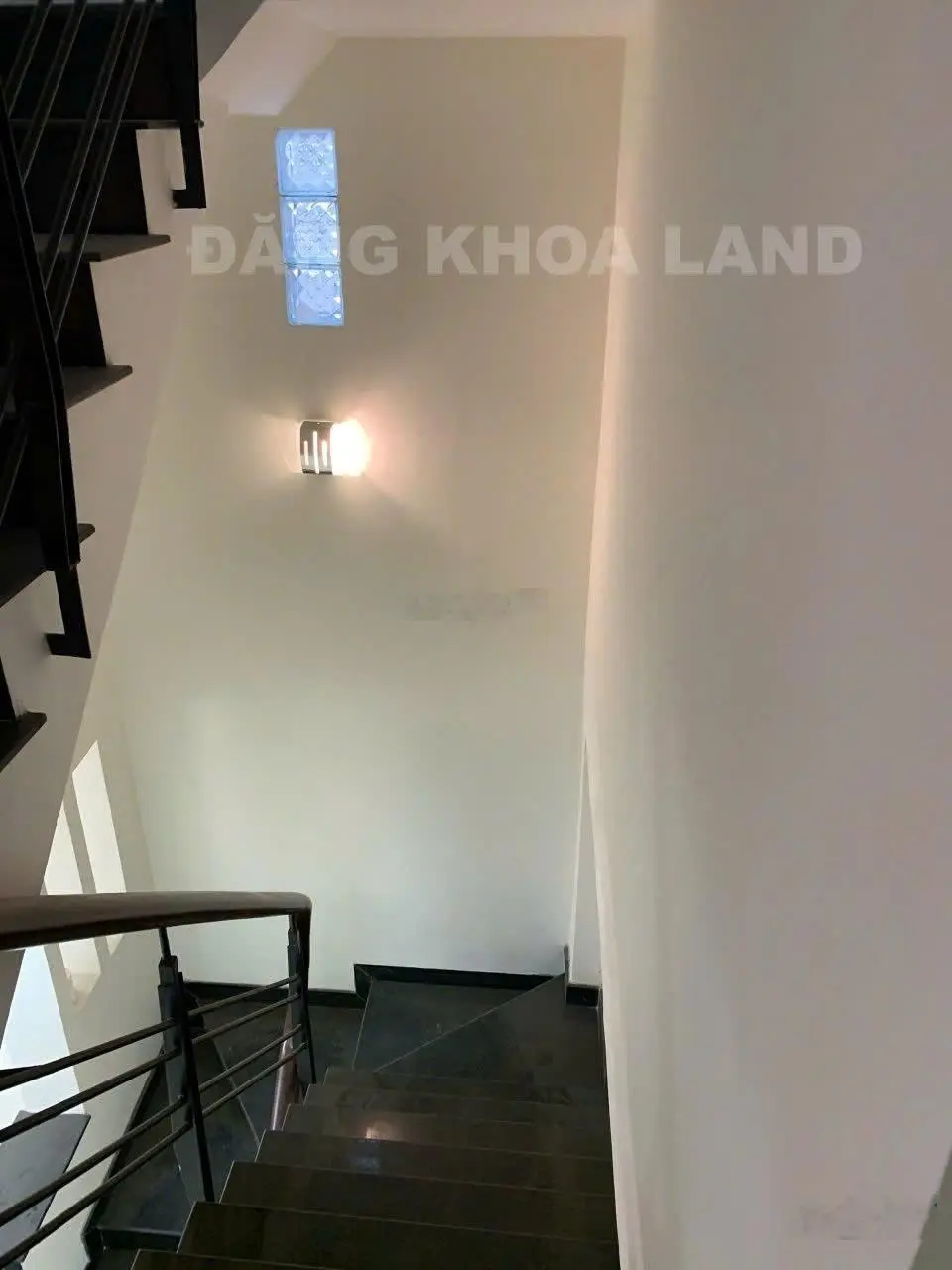 Giá chỉ 7 tỷ cho căn nhà 3 lầu tọa lạc tại Đường Số 11, Trường Thọ, Thủ Đức, với diện tích 120 m2
