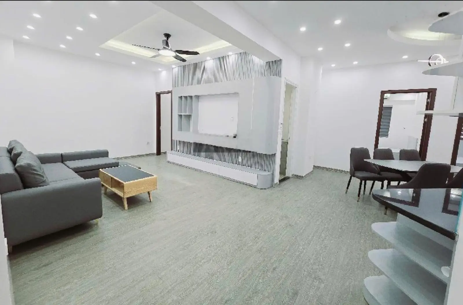 Chung cư An sinh , sổ đỏ lâu dài 122m2 , 3 phòng ngủ, căn góc , full nội thất ở ngay , giá 5,5 tỷ ,