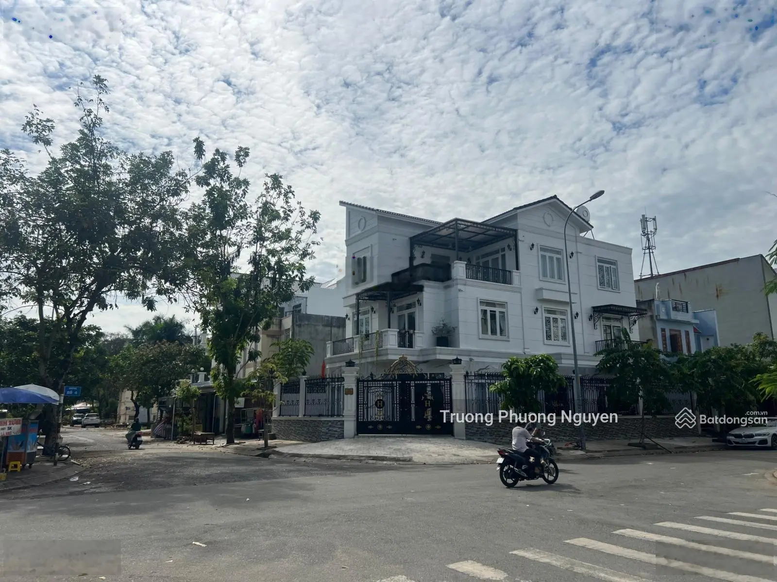 136m2 đất khu dân cư đường bàn cờ, phía sau chợ đầu mối Thủ Đức mặt tiền nhựa 11m, sổ sẵn full thổ
