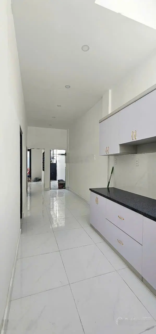 Chủ bán gấp nhà gần Hoàng Diệu 2, Vincom Linh Chiểu, Thủ Đức, 4,3 tỷ, 68m2, 2PN, 2WC