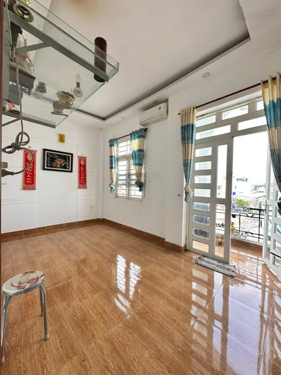 Nhà chính chủ chưa qua đầu tư - hẻm 6m xe hơi ngủ trong nhà - thị trấn nhà bè