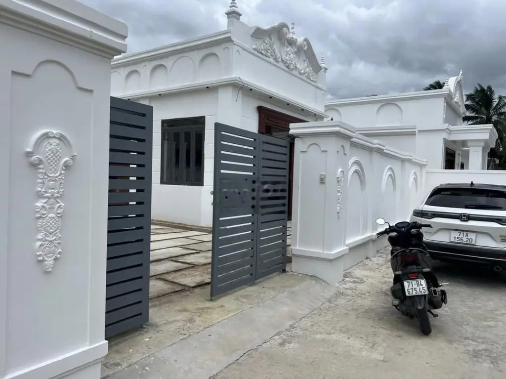BÁN NHÀ MỚI XÂY DIỆN TÍCH 300M2 TẠI MỸ THẠNH AN