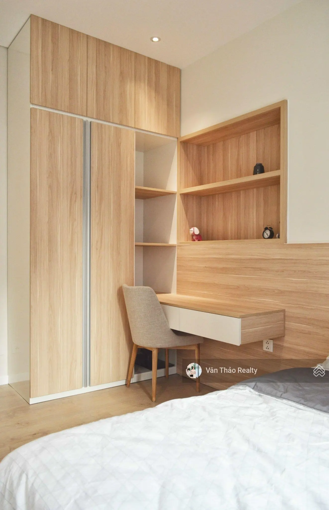 (Giá all in - Chỉ 6,5 tỷ) căn hộ 2PN Đảo Kim Cương - Tầng thấp - View sông đẹp xuất sắc - kề Quận 1