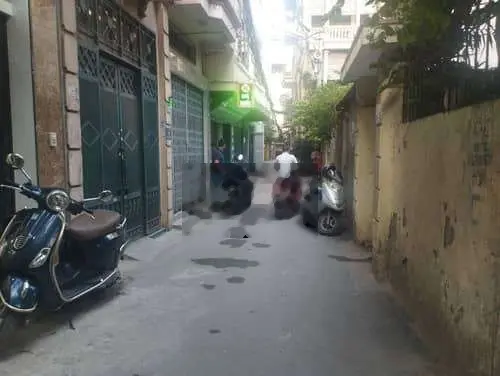 Bán nhà đẹp ở ngay, ngõ thông kinh doanh, lô góc,40m2 8.5tỷ Cầu Giấy.