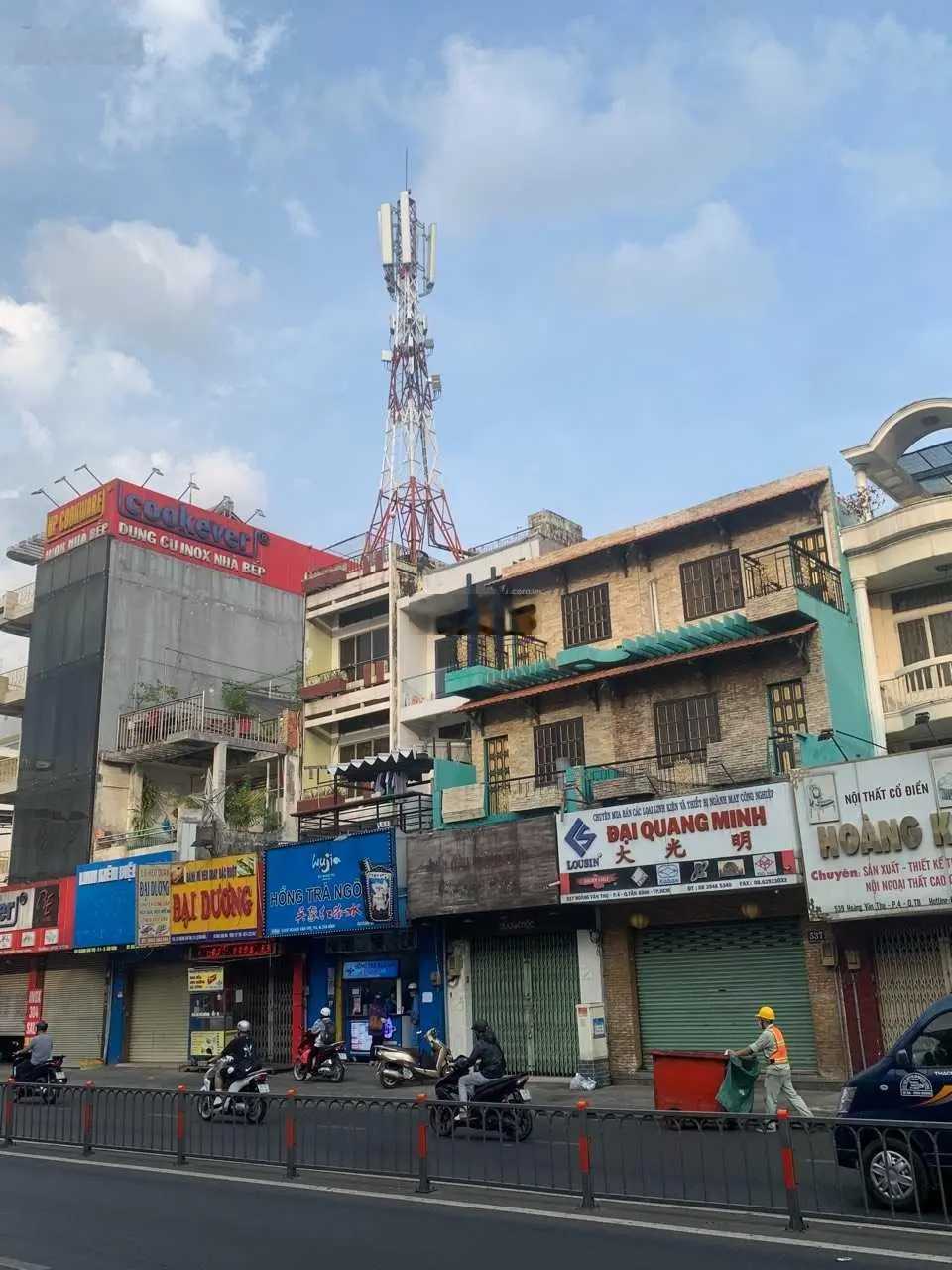 Bán nhà mặt tiền Hoàng Văn Thụ, Tân Bình. DT 4.4 x 20m. 4 tầng. Giá 23,5 tỷ