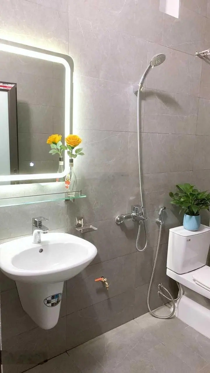 Chính chủ bán nhà mặt phố Ngô Quyền - TP Hải Dương, ngay trường chuyên Nguyễn Trãi. kinh doanh đẹp