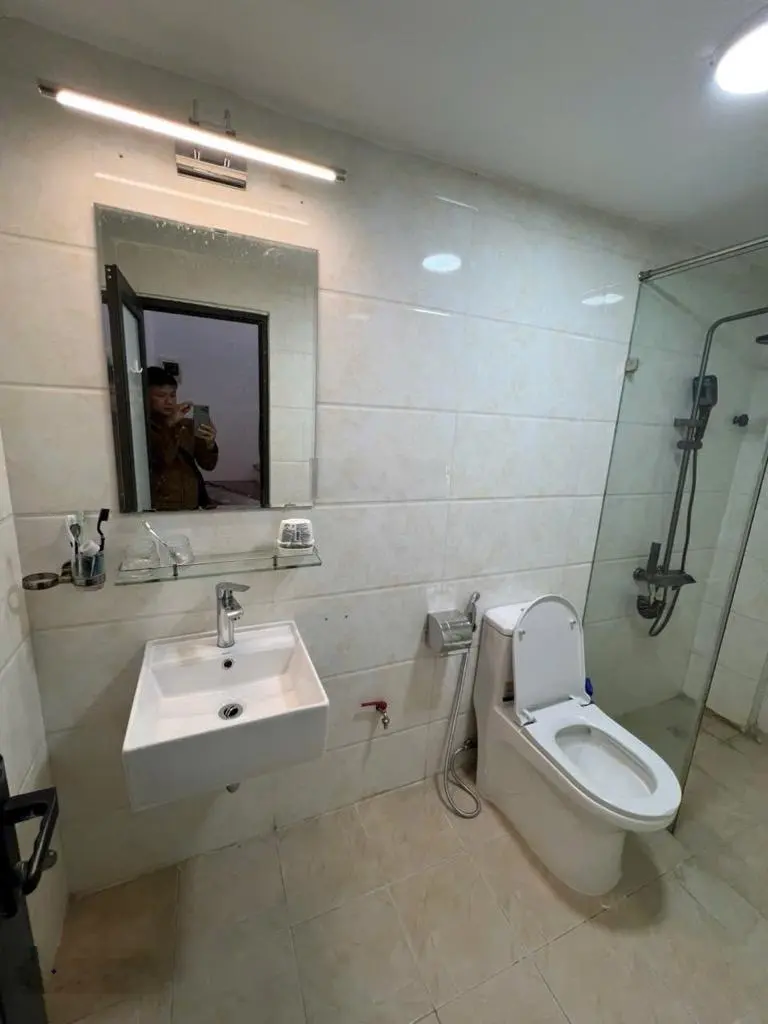 Bán nhà - hiếm - hoàng hoa thám - ba đình - ở ngay - ngõ thông thoáng - gần phố