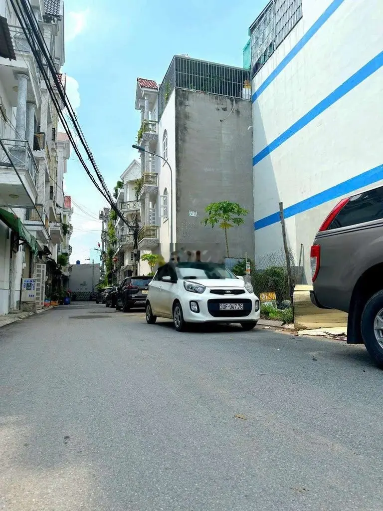 Nhà 4 Tầng, 66m2, Hẻm 8m. Gần Chợ Hiệp Thành, Nguyễn Ảnh Thủ