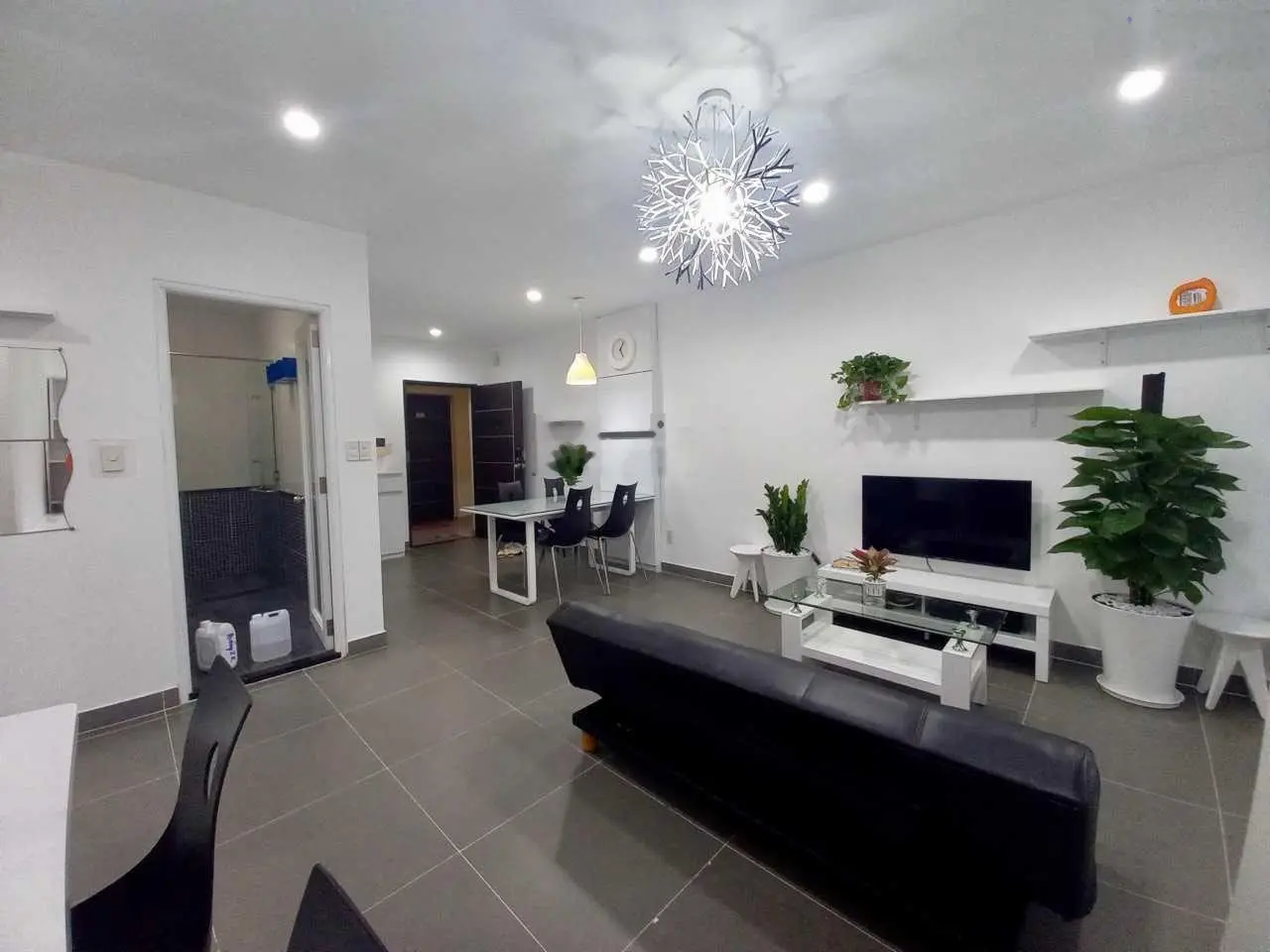Bán căn hộ sky garden 3 dt 71m2 có 2pn 2wc giá 4.05 tỷ L 0903 113 ***