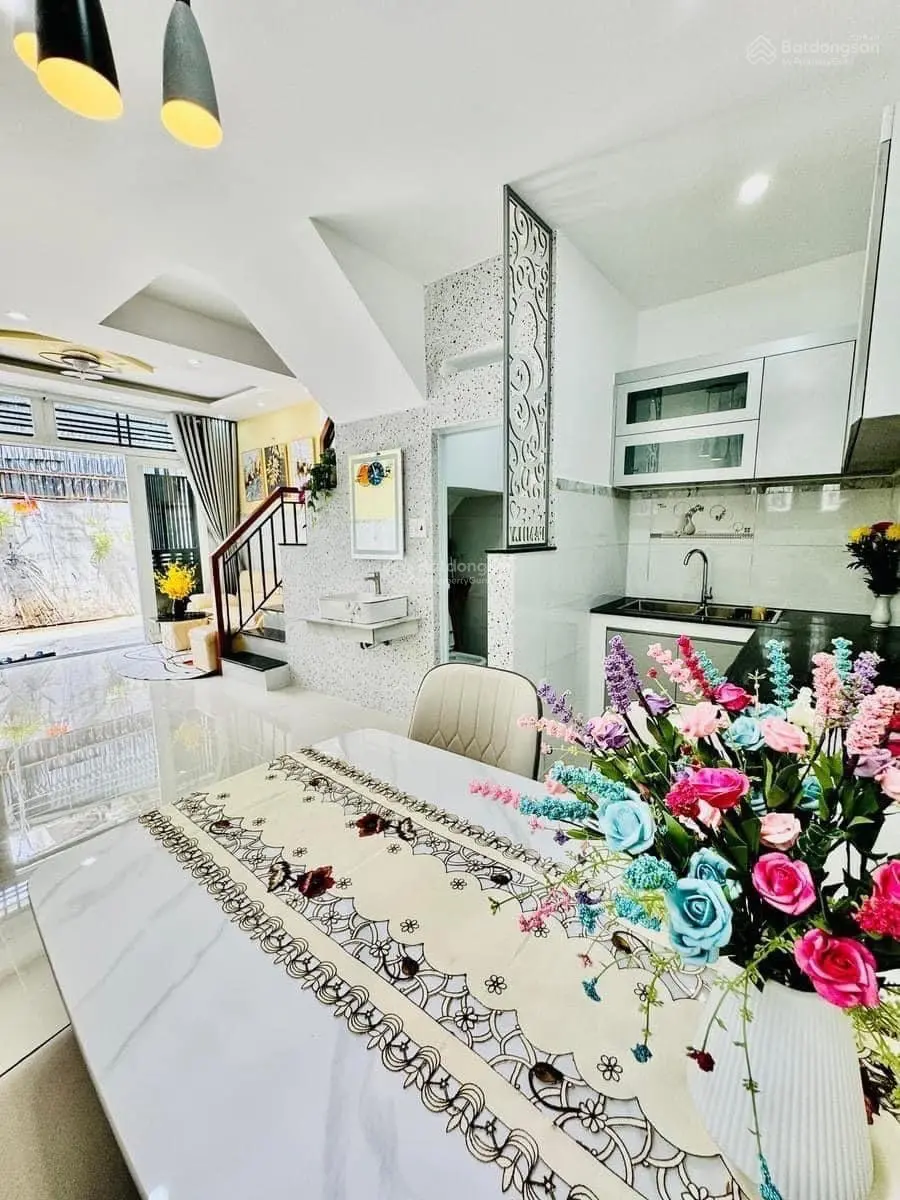 Siêu phẩm còn sót nhà 39,5m2 Cô Giang, P2, Phú Nhuận, gần chợ Cô Giang, Giá bán 2tỷ090,sổ chính chủ