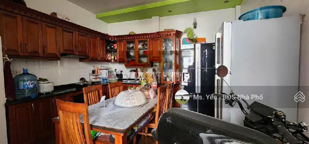 Bán nhà riêng tại Văn Quán. DT 55m2, KD, gara, ô tô tránh, chỉ 11 tỷ