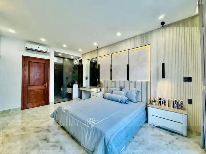 4,2x20m. 6tầng. Thang máy. FULL nội thất cao cấp. Mặt tiền hẻm 8m thông Lê Văn Thọ. 17tỷ TL.