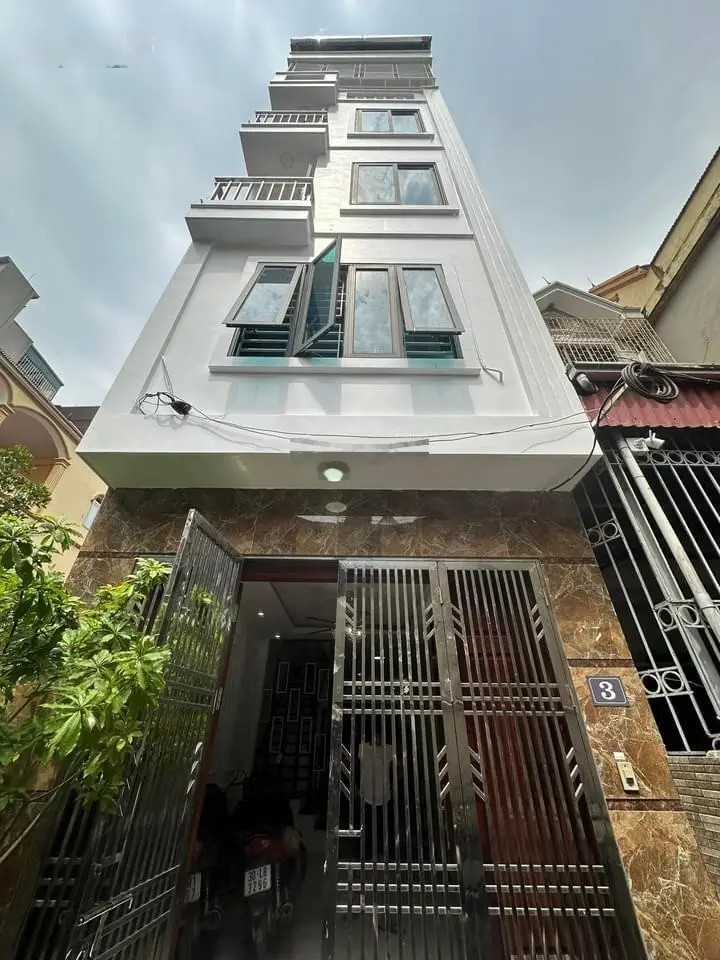 Siêu hiếm, nhà rất đẹp, Thoáng trước, sau, ngõ nông Võ Chí Công - Tây Hồ - Hà Nội