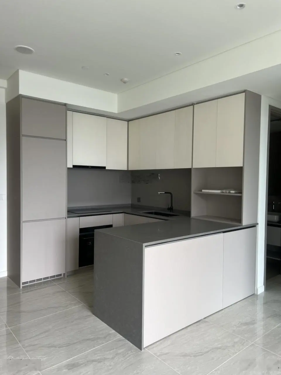 Căn hộ The Opera Residence giá siêu tốt tầng cao chỉ 15,8 tỷ VND tại trung tâm Thủ Thiêm