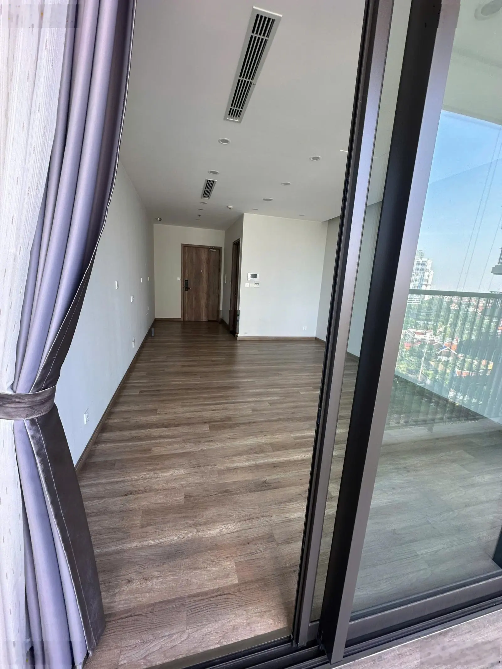 studio giá tốt nhất 1,6 tỷ bao phí. Sky Oasis. nội thất nguyên bản cđt. 0337 259 ***