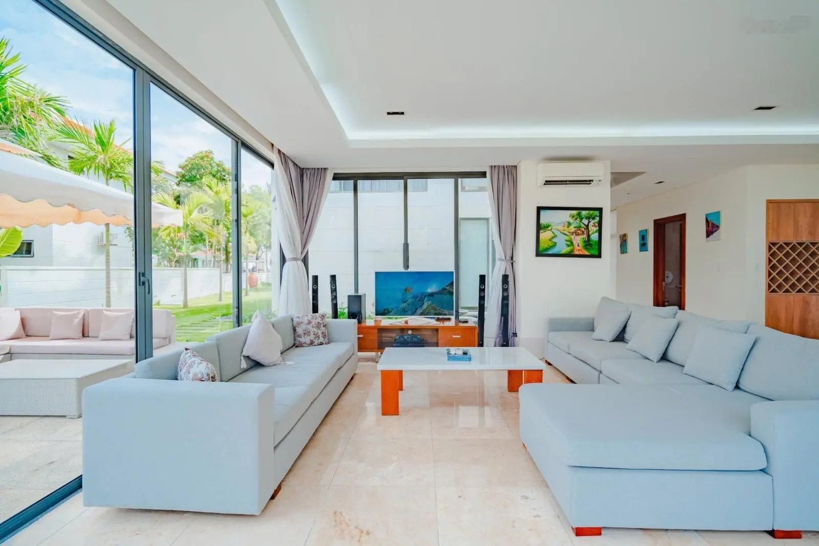 Hàng hiếm - biệt thự biển Ocean Villa - 1 căn đẹp 2 mặt tiền giá tốt nhất thị trường sở hữu lâu dài