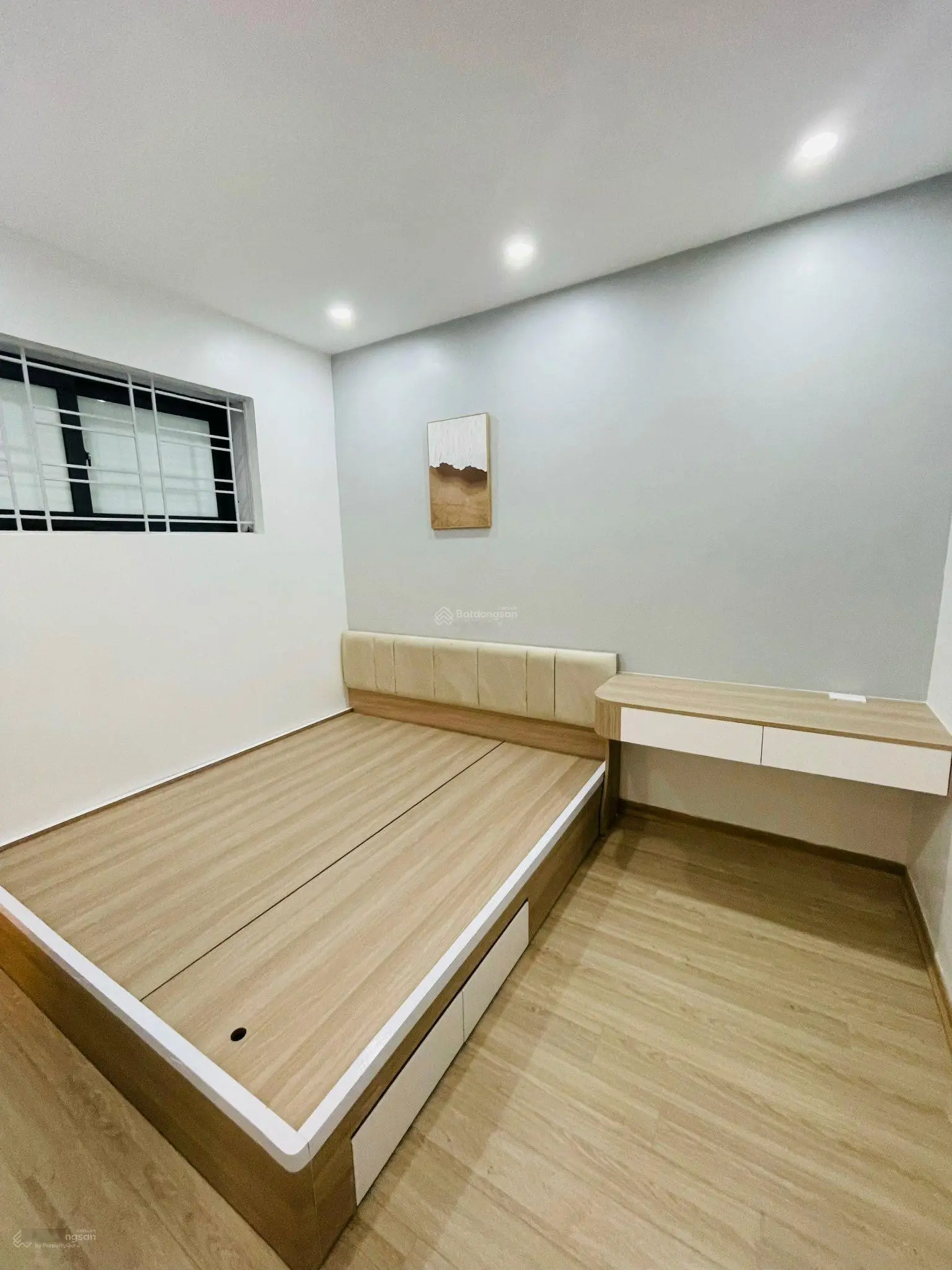Bán căn hộ tại Nơ3 Bán đảo Linh Đàm - Hoàng Mai Hà Nội. 80m2 3ngủ 2VS. Giá 3tỷ480tr