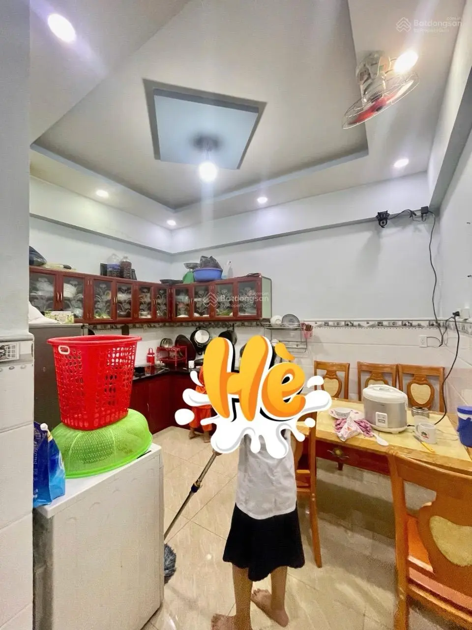Chính chủ 4x11m, hẻm 5m gần chợ cần tiền bán gấp