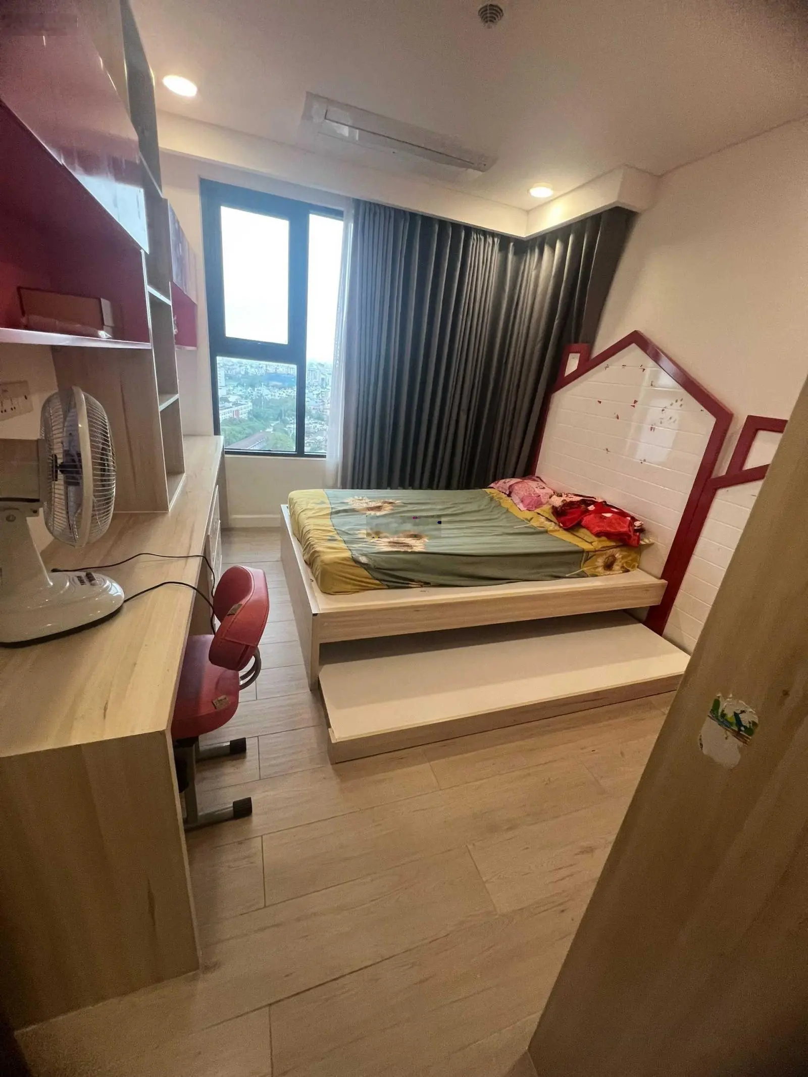 Bán căn hộ Kingdom 101, Block A, 2PN, 2WC, 72m2, full nội thất giá: 5 tỷ 5 (bao sổ), 0908 435 ***