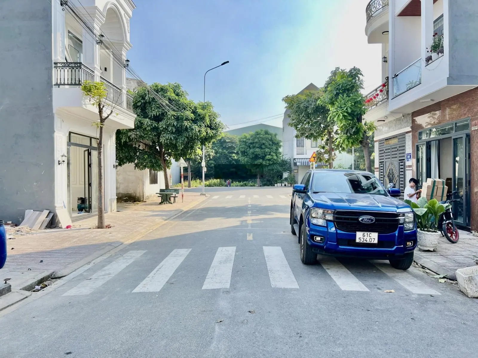 Bán Gấp Nhà KDC Lê Phong 550 2 Lầu 1 Trệt, Gara 7 Chỗ, Đường 8m, View Đẹp Giá Tốt 4.555 Tỷ!
