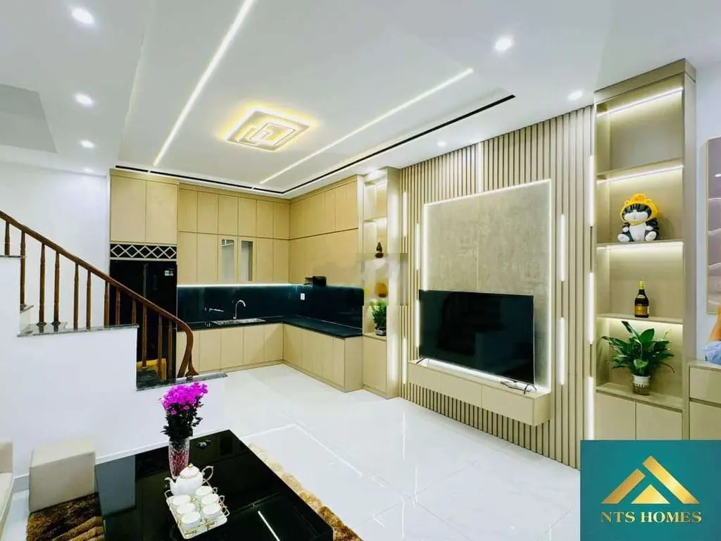 Bán nhà đẹp Trần Khát Chân - Hai Bà Trưng 43m2 full nội thất ở luôn
