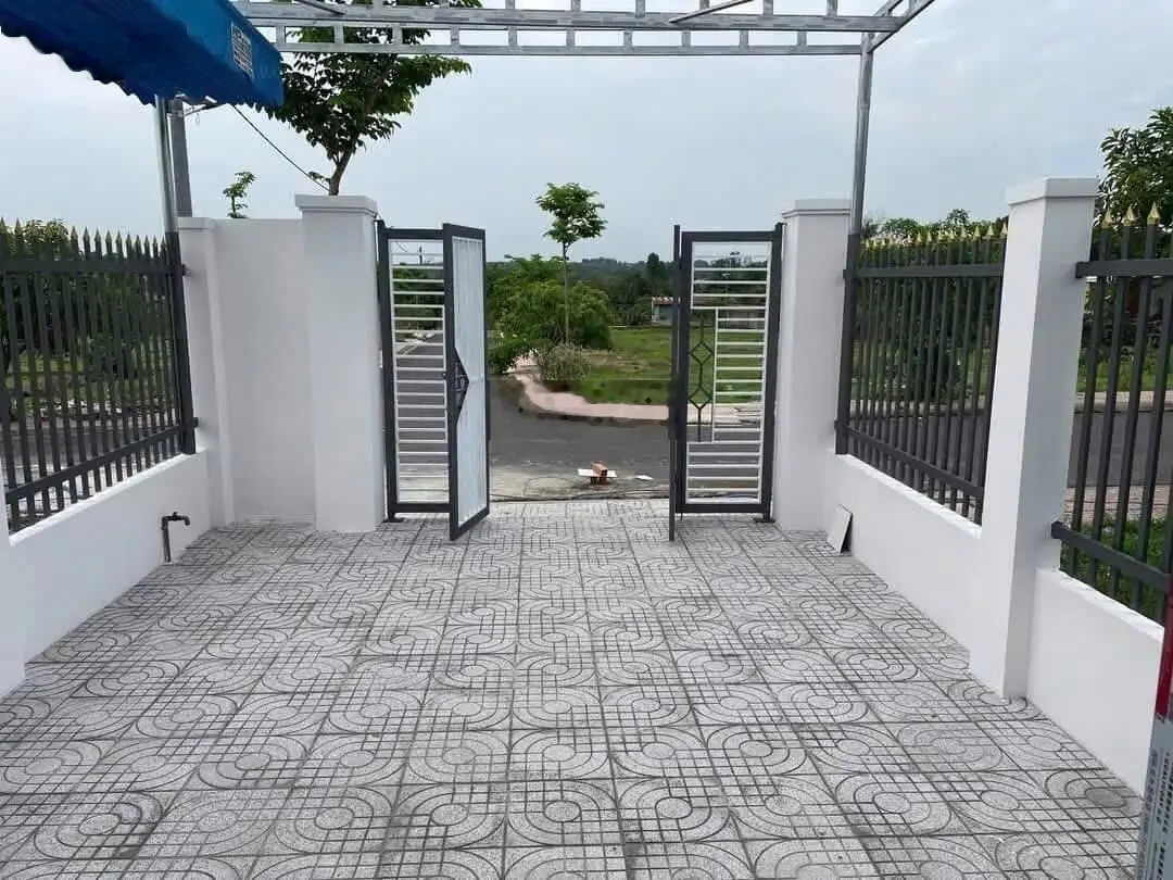 Bán nhà riêng mới xây 105m2 đất sau lưng giáo xứ Trà Cổ, Bình Minh, Trảng Bom, Đồng Nai