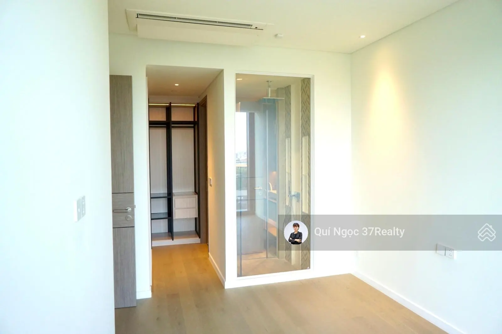 Bán 2PN Opera trục hoa hậu A. 08 chỉ 20 tỷ