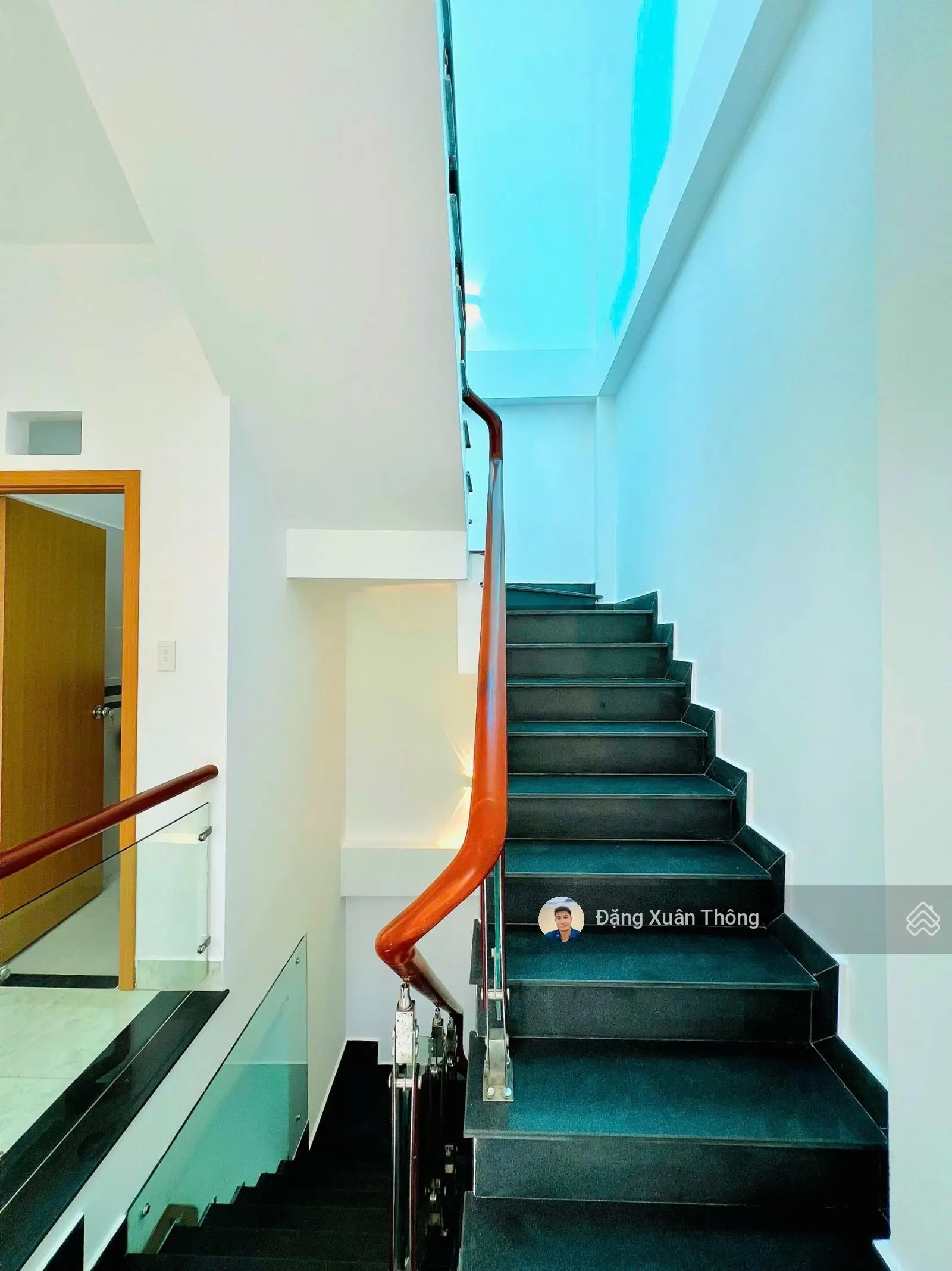 Chỉ 5,49 tỷ Nhà 1 Trệt 2 Lầu, Bình Trưng Tây, Ngang 7m, ô tô nhỏ vào nhà, Hẻm đường 6, Nhà mới, đẹp