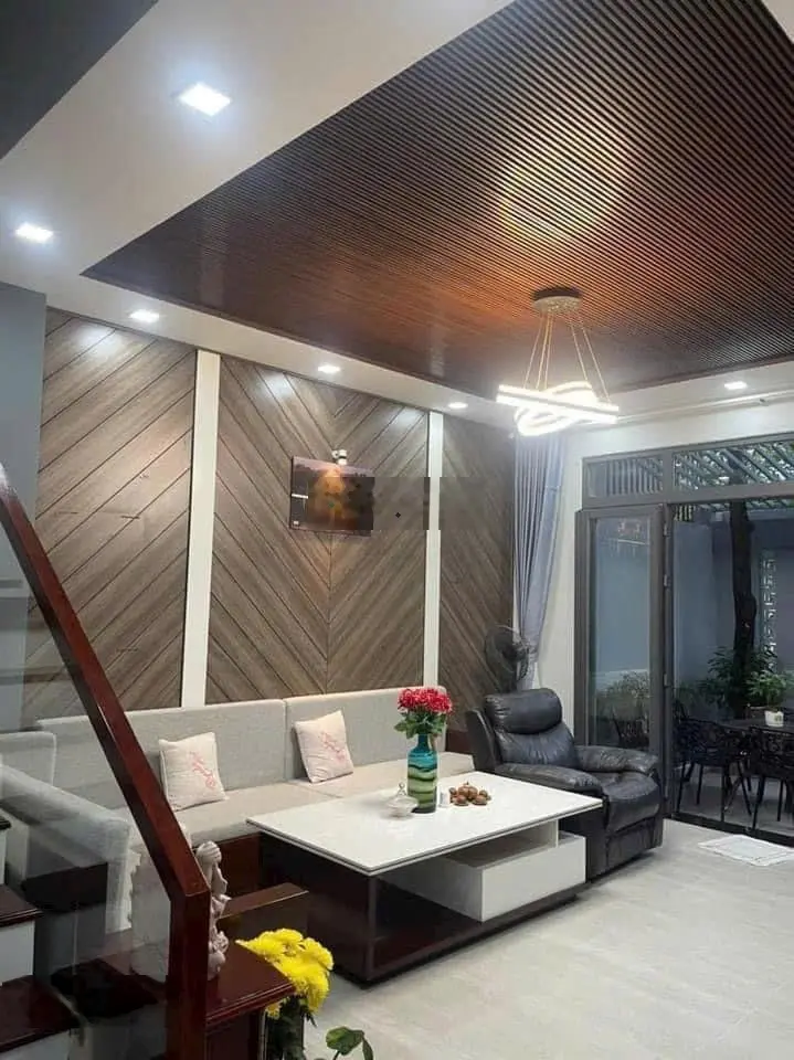 BÁN BIỆT THỰ SỐ 6 ĐƯỜNG SỐ 4 TẤN TRƯỜNG- QUẬN 7 gần bên triển quốc tế SECC