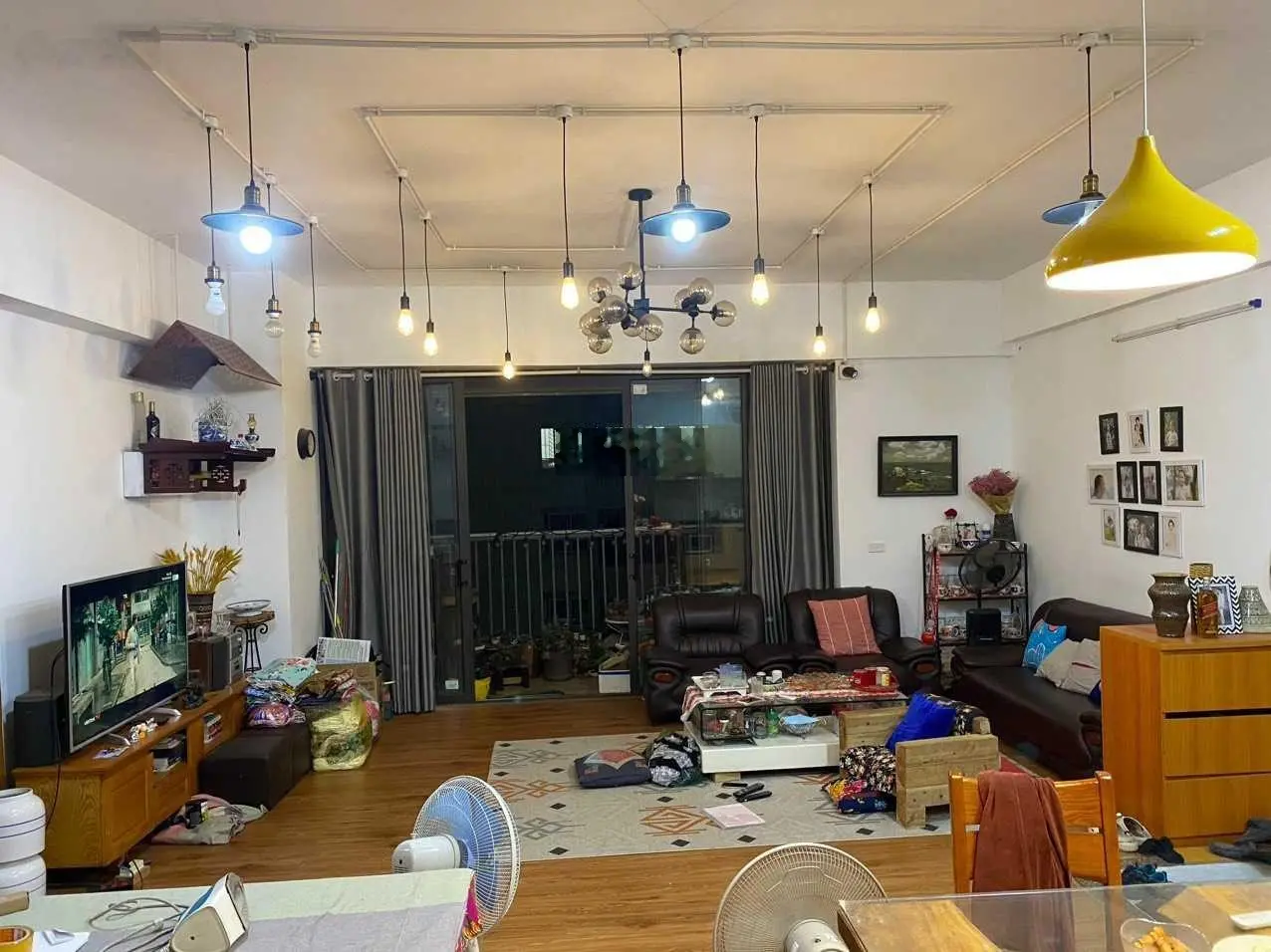 Bán căn hộ CT2 - Văn Khê Hà Đông - lô góc - 145m2 - 3ngủ - 2 vs - 4 tỷ nhỉnh - tặng full nội thất