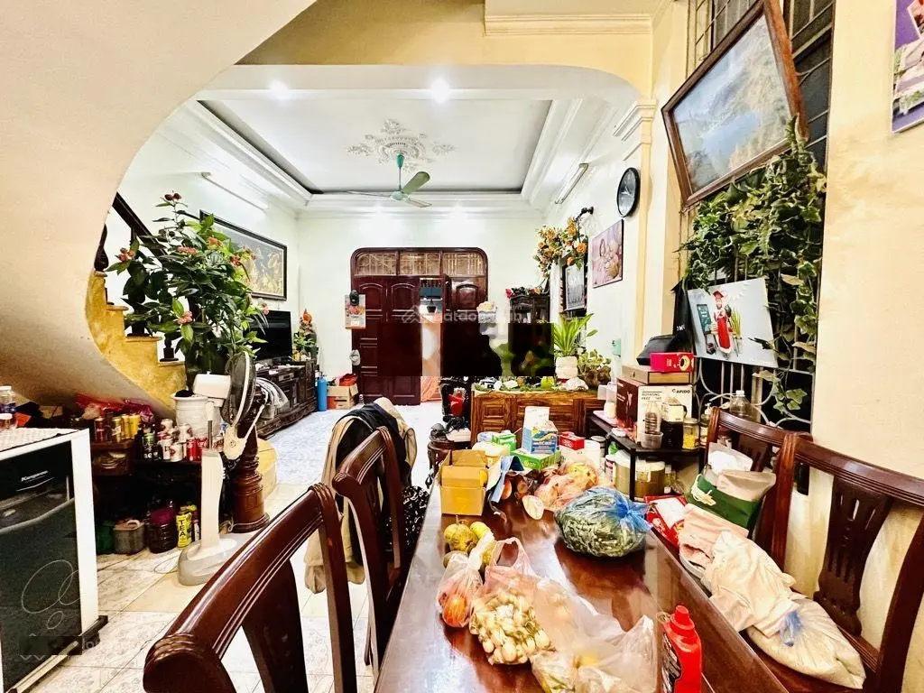 Bán nhà Tô Ngọc Vân, ô tô vào, trước nhà thoáng, 70m ra Hồ Tây