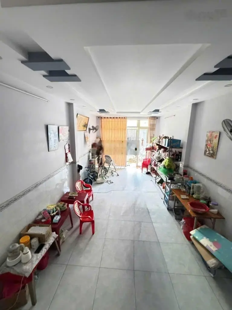 Nhà 3 tầng 4x16 hẻm 6m khu phân lô hương lộ 2 chỉ hơn 5 tỷ!