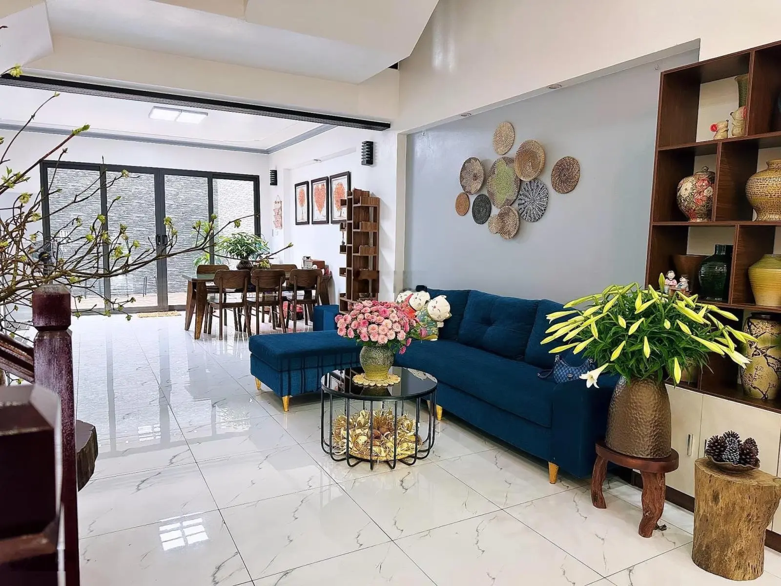 Bán nhà khu phân lô 7.2ha Vĩnh Phúc mặt tiền 8m, lô góc, ô tô tránh giá 16.2 tỷ