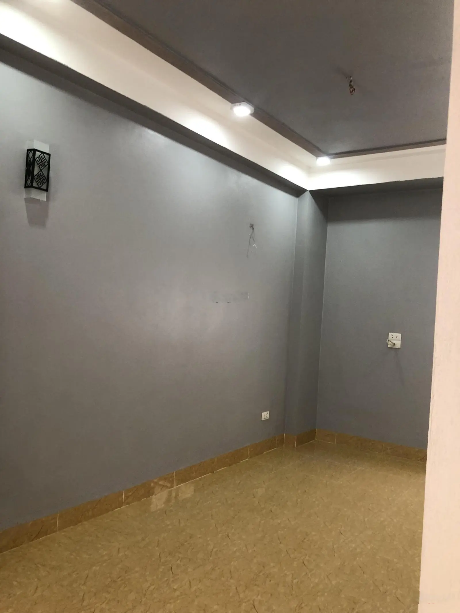Bán gấp nhà riêng 6 PN, 4 WC tại Đường Tự Khoát cách oto 50m, Dt 40m2, Mặt tiền rộng, nở hậu