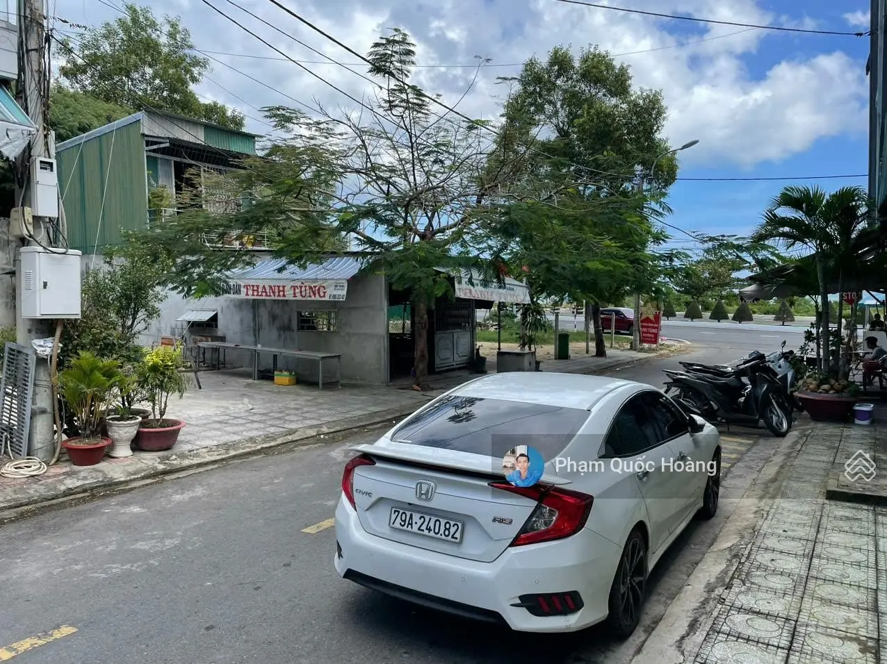 Bán lô đất Hòn Đỏ 125tr. Cách biển đường Biển Phạm Văn Đồng 20m Nha Trang. Ngang 8m. Giá hợp lý ạ