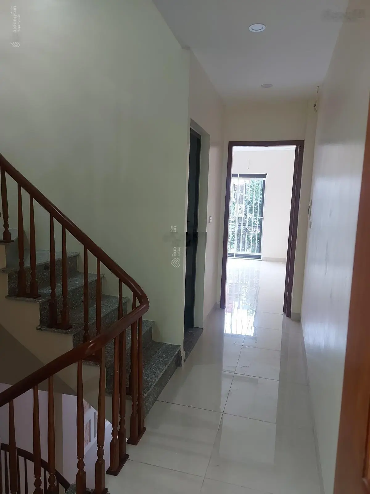 Chính chủ bán nhà Vĩnh Quỳnh 35m2 x 5T nhà mới độc lập lập 0982 360 ***