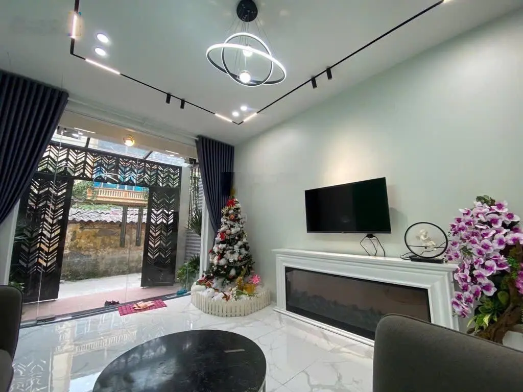 Bán căn 4 tầng x60m tại Kim Quan Việt Hưng Long Biên