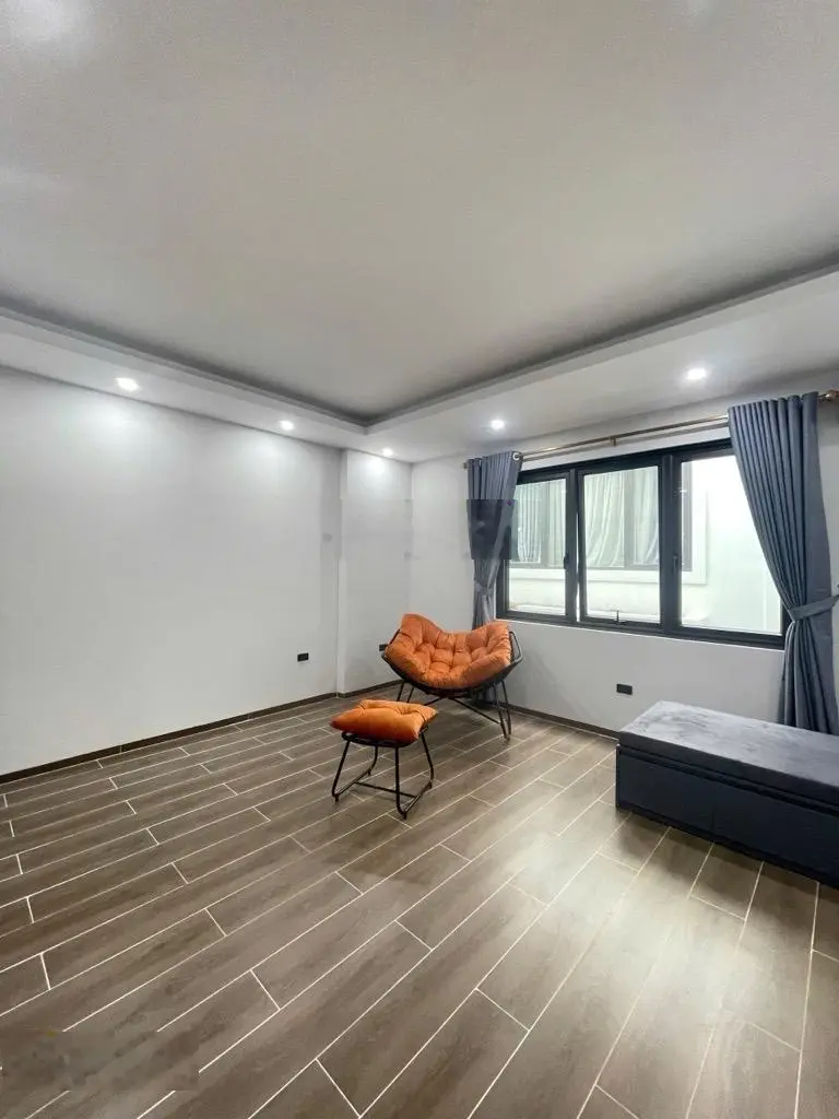 Bán Nhà Nguyễn Lương Bằng 32m 5 Tầng Ngõ Thông Gần Phố Chỉ 5.4 Tỷ