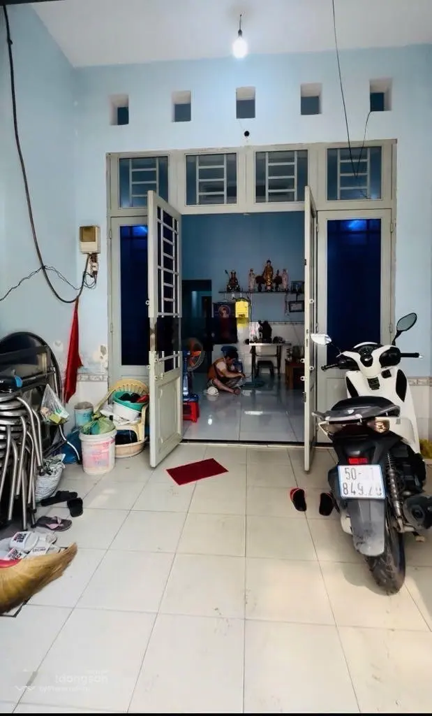 HẺM XE TẢI - NHÀ 4x18 VUÔNG VỨC - DIỆN TÍCH KHỦNG NGAY CÂY CÁM GẦN LIÊN KHU 5-6 GIÁ CHỈ 3 TỶ