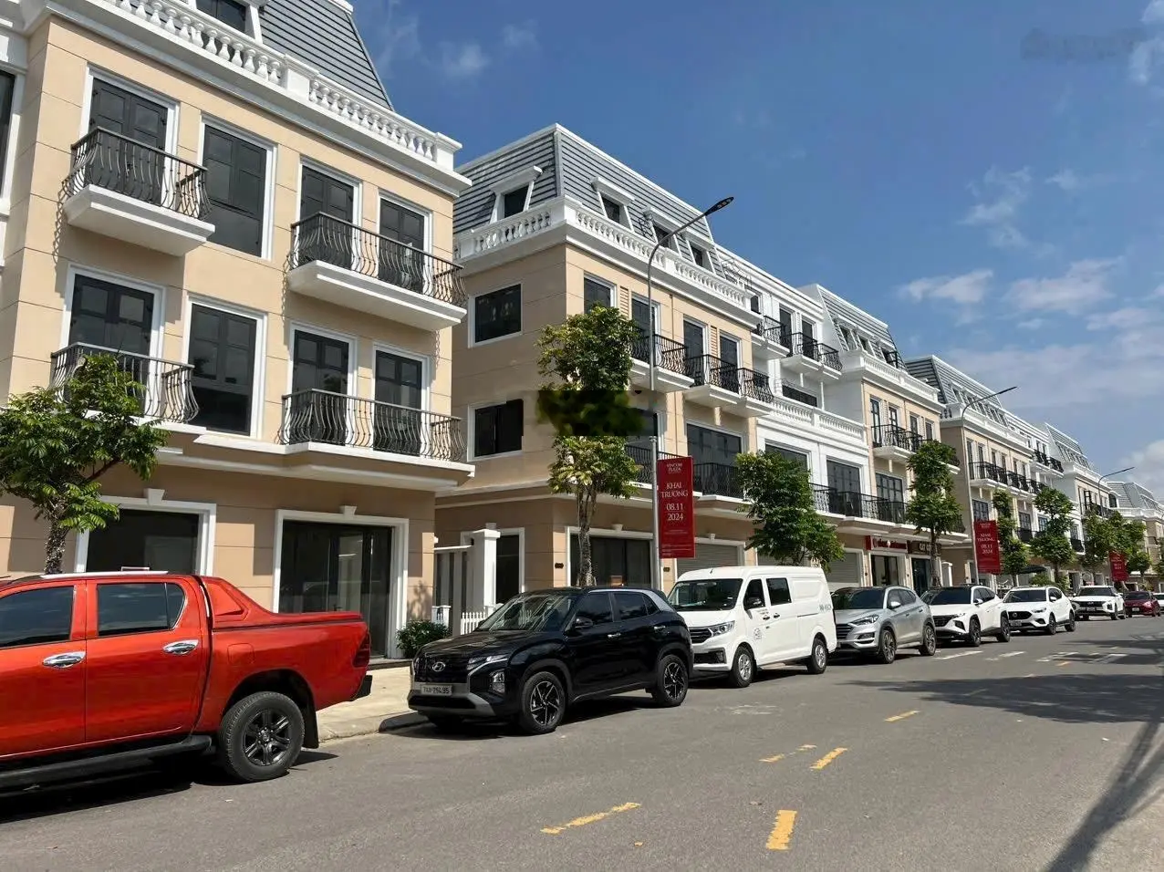 Bán Shophouse tại Vincom Shophouse Royal Park, 5,9 tỷ, 75m2, 4PN, 4WC, đẹp, nhiều tiện ích