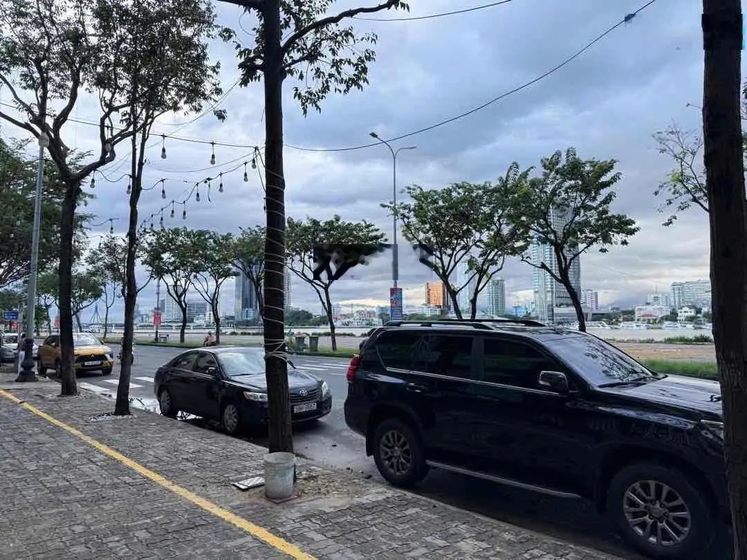 2 mặt phố đường Trần Hưng Đạo - BĐS hàng hiệu - vị trí siêu vip kinh doanh đỉnh