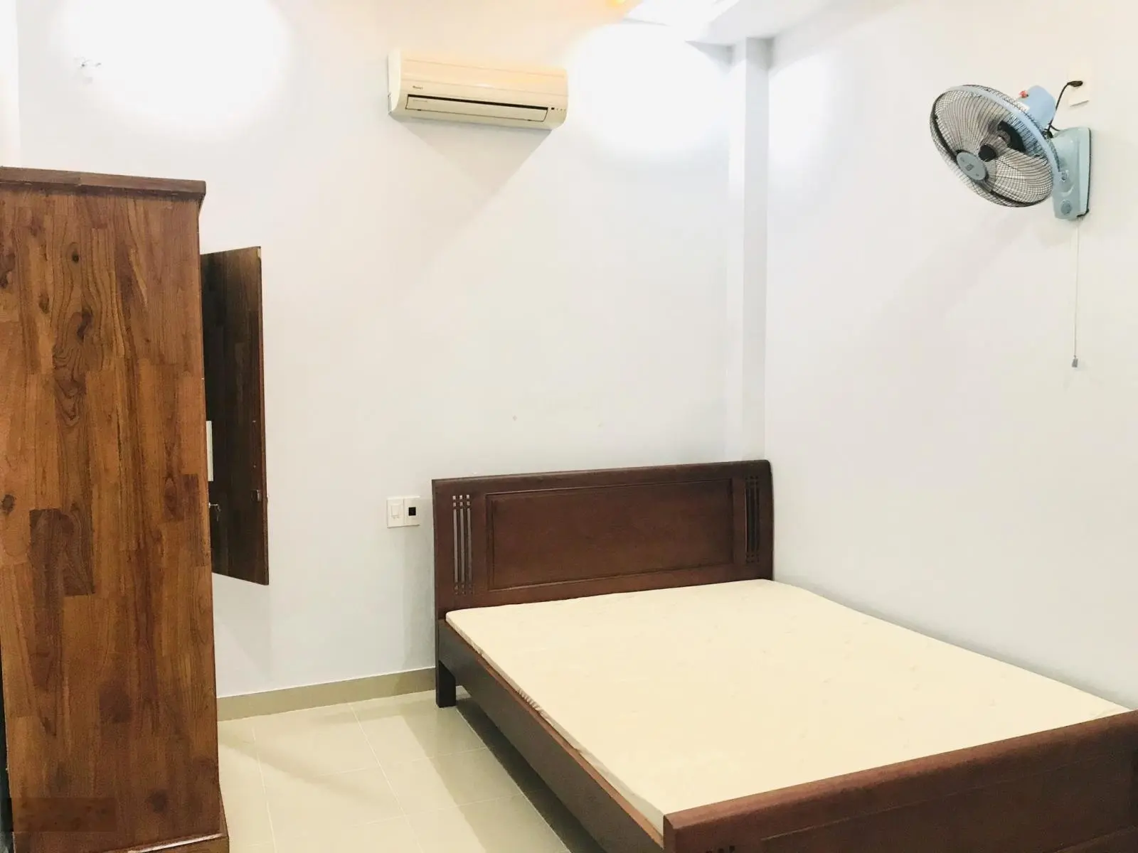 Bán nhà 3 tầng mặt tiền đường Đỗ Huy Uyển, Sơn Trà, Đà Nẵng