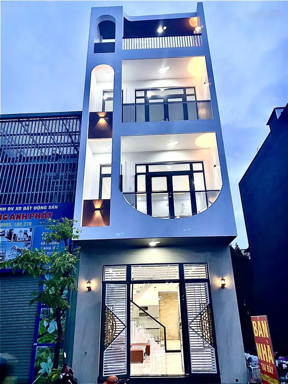 Nhà 1 trệt 2 lầu và 1 sân thượng giá Tốt dành cho bạn. Tặng Cho Bạn 2 Chỉ Vàng 9999 Ở Cho HỒNG PHÁT