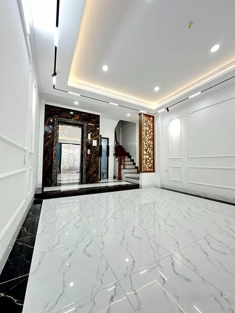 Bán nhà Khương Đình. 40m2. 6 tầng, thang máy