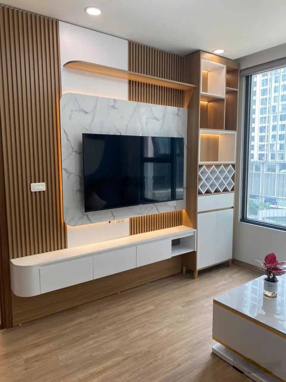 Giá thật, tin đăng chuẩn ko ảo! Bán gấp căn 2 ngủ tòa thương mại đã có sổ đỏ H2 chung cư FLC Đại Mỗ