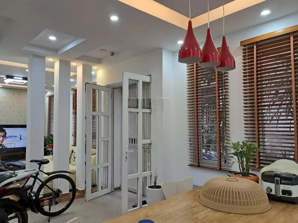 Hiếm! Bán nhà lô góc, ô tô tránh, kinh doanh, mặt tiền 6.4m - DT 75m2*4T - Phố Nguyễn Phúc Lai