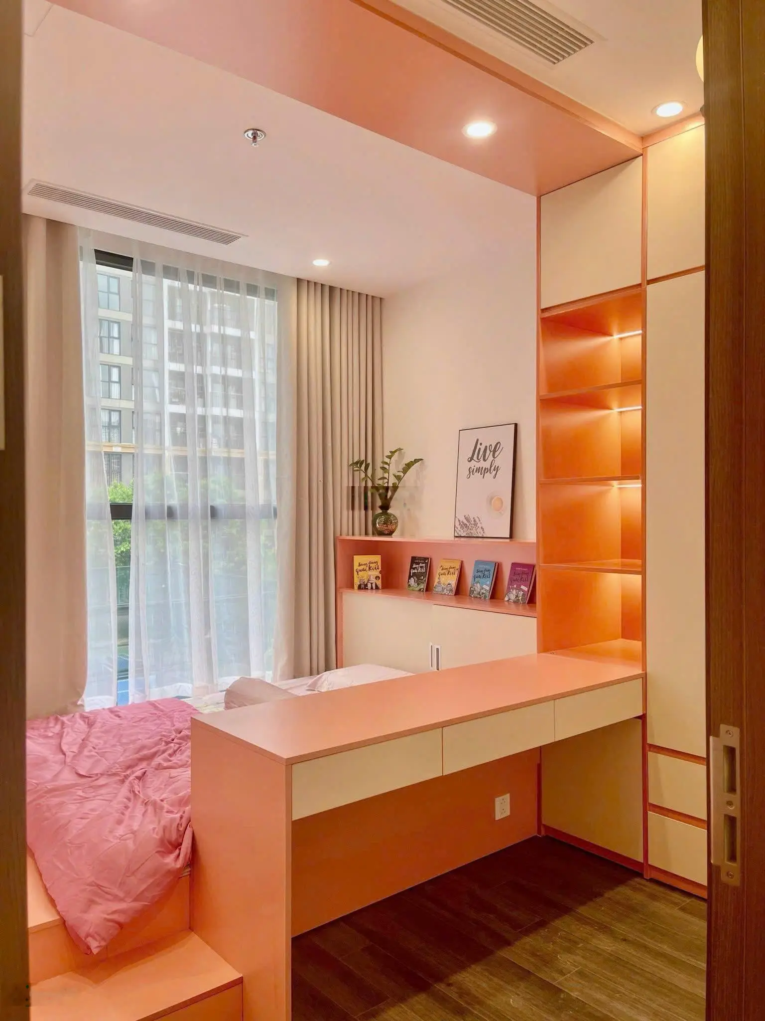 Bán căn 2 ngủ Zenpark full đồ mới đẹp, hướng Đông Bắc giá 3.93 tỷ