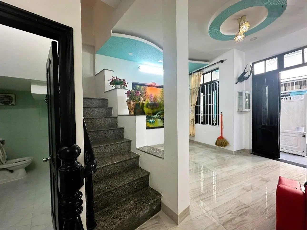 Bán nhà hẻm trần nhật duật ngay trung tâm