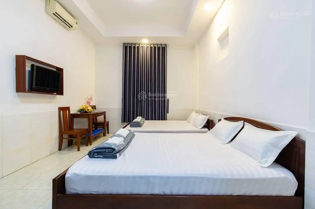 Bán biệt thự 5 tầng tại Đông Hòa, Dĩ An, Bình Dương, giá tốt, 16,7 tỷ, 220m2, dòng tiền 70tr/ tháng