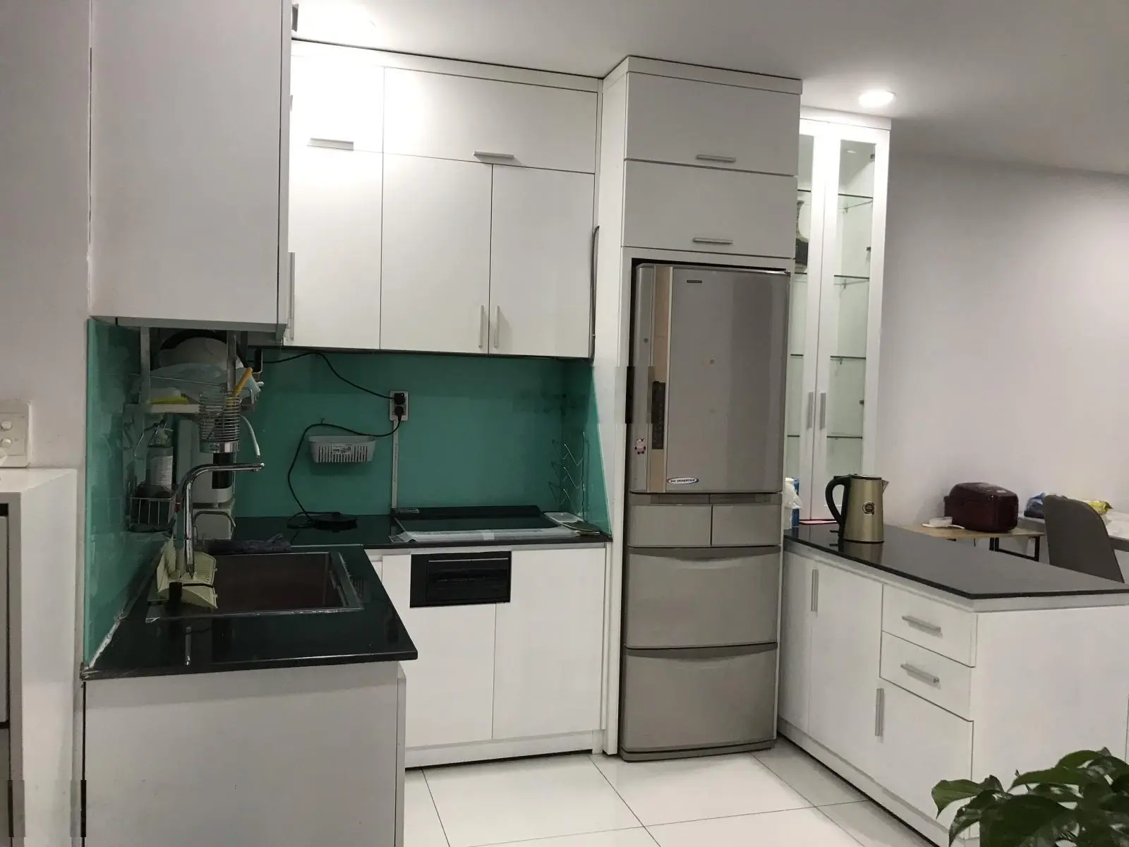 Cần bán căn hộ Giai Việt Tạ Quang Bửu, P5, Q8. DT 82m2, 2PN, 2WC sổ hồng giá 3.7 tỷ. LH 0866 688 ***